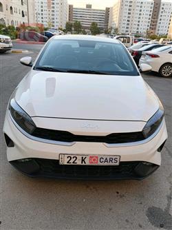 كيا سيراتو